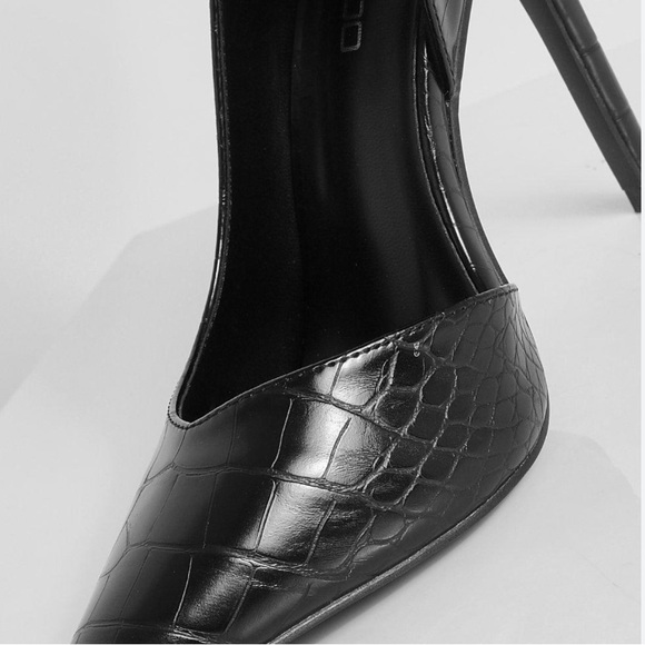 NIB BooHoo Snakeskin Black Wide Fit Cut Out Pump, 7 - Picture 5 of 13